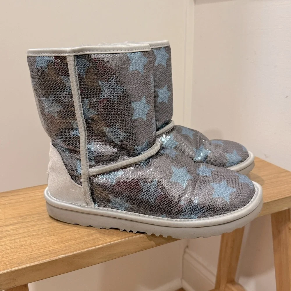 UGG classic short
